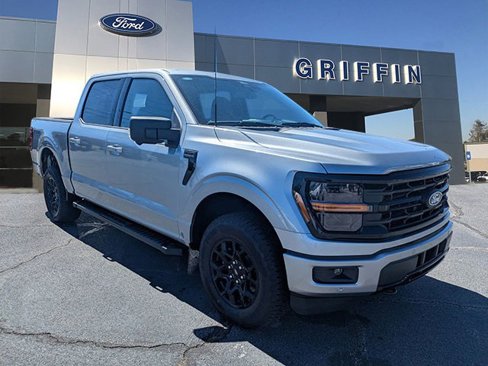 New 2025 Ford F150 XLT w/ Equipment Group 302A MID image 1