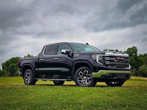 New 2026 GMC Sierra 1500 SLT w/ SLT Premium Plus Package image 2