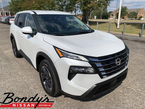Used 2024 Nissan Rogue SV image 1