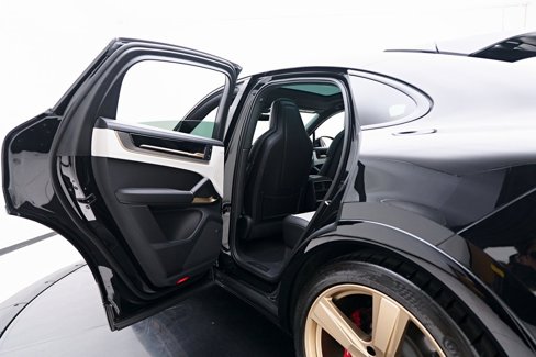 Used 2025 Porsche Cayenne GTS image 35