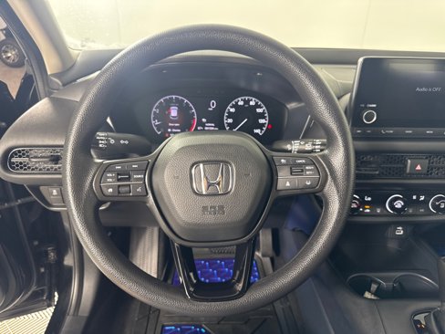 Used 2023 Honda HR-V LX image 17