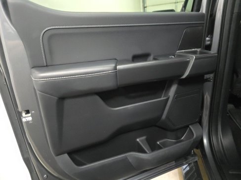 Used 2022 Ford F150 XLT w/ Equipment Group 302A High image 16