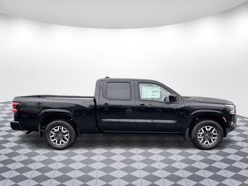 New 2025 Nissan Frontier SL image 2