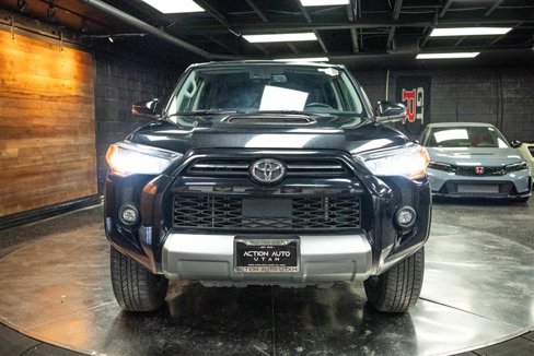 Used 2024 Toyota 4Runner TRD Off-Road Premium image 4