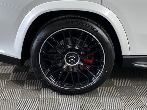 New 2025 Mercedes-Benz GLS 63 AMG 4MATIC image 10