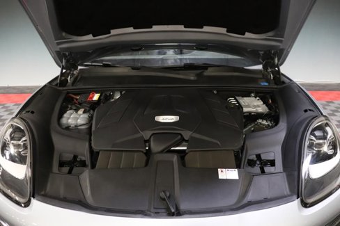 Used 2021 Porsche Cayenne image 79
