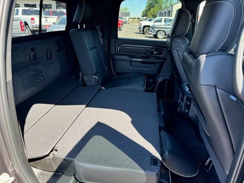 Used 2024 RAM 2500 Limited image 18
