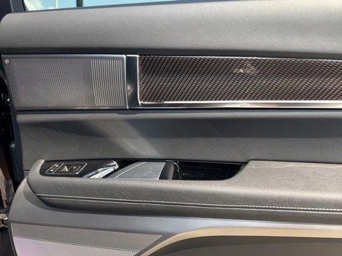 New 2026 Cadillac Vistiq Luxury image 11