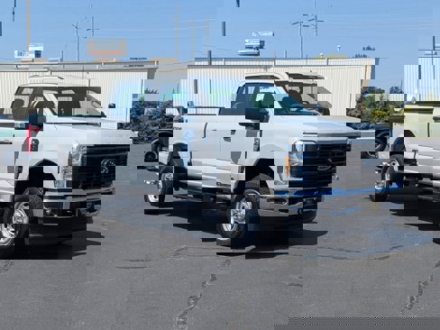 New 2026 Ford F250 XL image 2