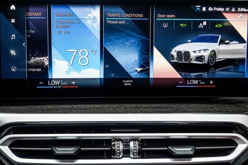 Used 2024 BMW 440i xDrive Convertible w/ Premium Package image 22