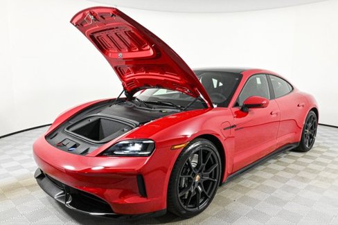 New 2025 Porsche Taycan GTS image 33