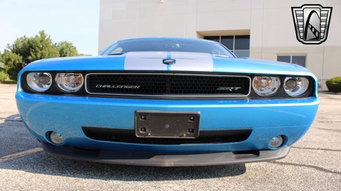 Used 2010 Dodge Challenger SRT8 w/ SRT Option Group II image 7