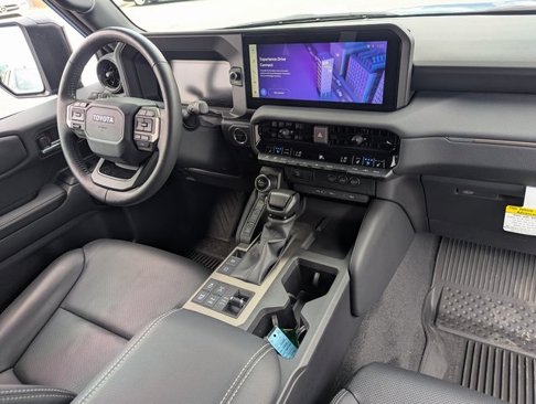 Used 2024 Toyota Land Cruiser image 34