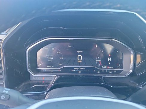 Used 2024 GMC Sierra 1500 SLT image 19