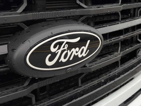 New 2025 Ford F150 XLT w/ Equipment Group 302A MID image 16