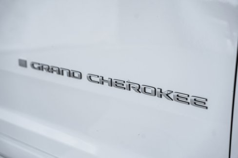 Certified 2024 Jeep Grand Cherokee Overland w/ Trailer Tow Package image 22
