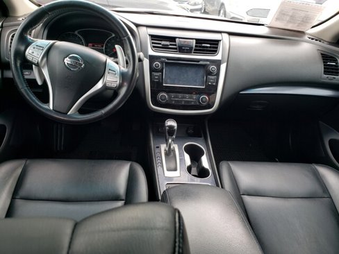 Used 2018 Nissan Altima 2.5 SR w/ SR Special Edition image 6