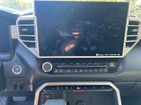 Used 2024 Toyota Tundra Limited image 19