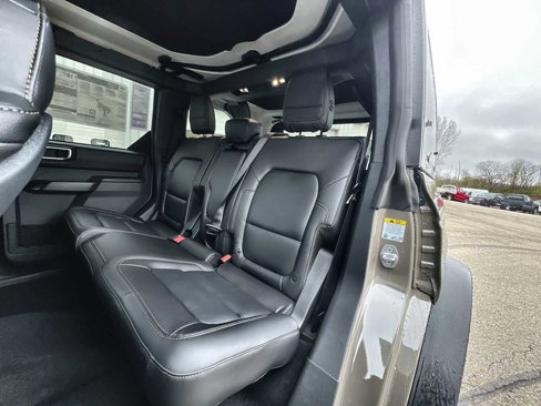 New 2025 Ford Bronco Badlands image 23