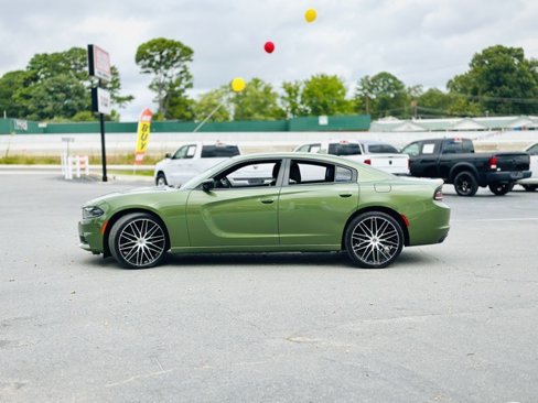Used 2023 Dodge Charger SXT w/ Cold Weather Package image 4