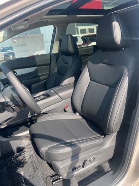 New 2025 Nissan Murano SL image 8