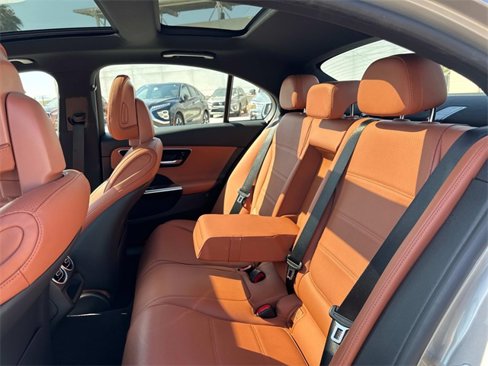 Used 2022 Mercedes-Benz C 300 Sedan image 11