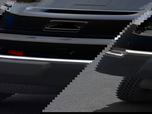 New 2025 Chevrolet Suburban LS image 14