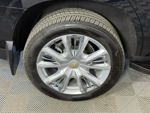 Used 2024 Chevrolet Tahoe High Country w/ Advanced Technology Package image 10