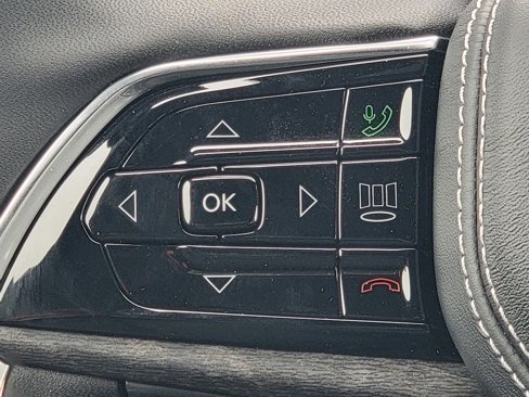 New 2025 Jeep Grand Cherokee Overland w/ Luxury Tech Group IV image 26