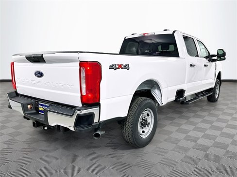 New 2026 Ford F250 XL image 4
