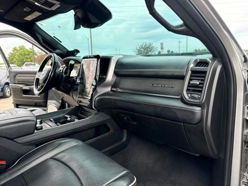Used 2019 RAM 2500 Limited image 47