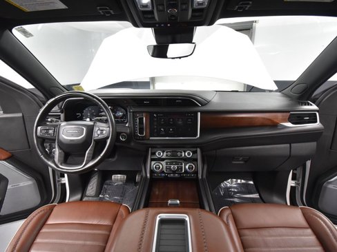 Used 2023 GMC Yukon Denali Ultimate image 28