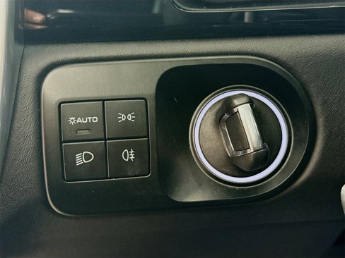 Certified 2023 Porsche Cayenne Turbo S image 11