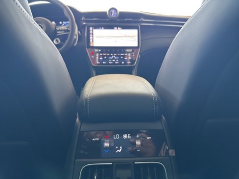 New 2025 Maserati Grecale Modena image 13
