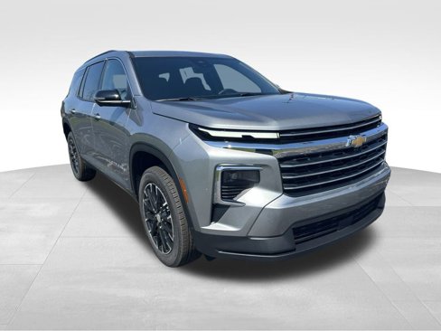 New 2026 Chevrolet Traverse LT w/ Sun and Wheel Package image 7