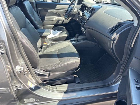 Used 2018 Mitsubishi Outlander Sport SEL image 18