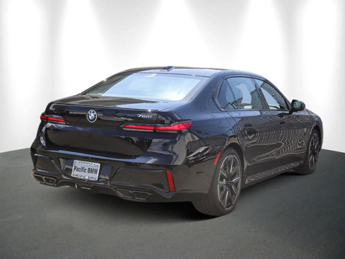 New 2026 BMW 760i xDrive w/ Premium Package image 6
