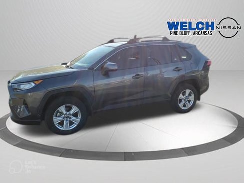 Used 2021 Toyota RAV4 XLE image 3