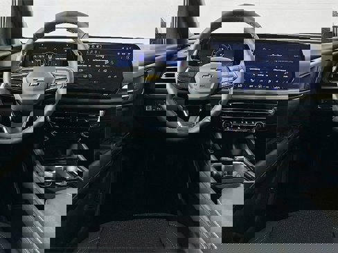 New 2026 Chevrolet Traverse LT w/ LPO, Floor Liner Package image 11