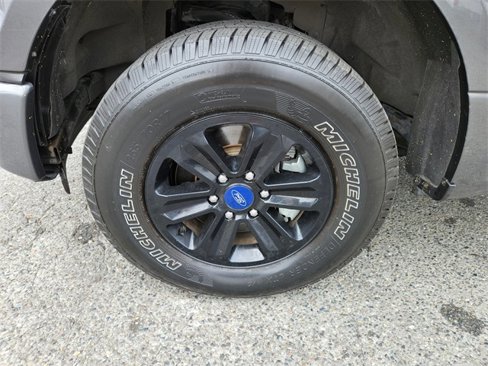 Used 2016 Ford F150 XL w/ Equipment Group 101A Mid image 9