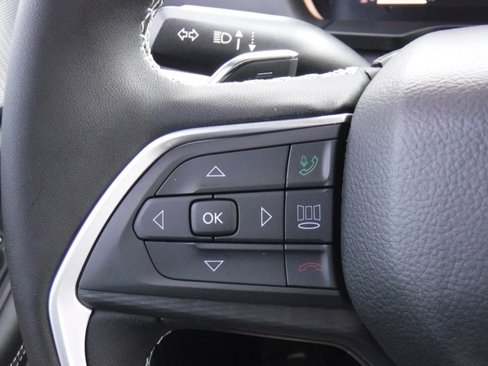 New 2025 Jeep Grand Cherokee L Laredo image 28