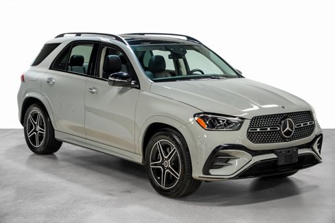 Used 2024 Mercedes-Benz GLE 350 4MATIC w/ AMG Line Exterior image 3