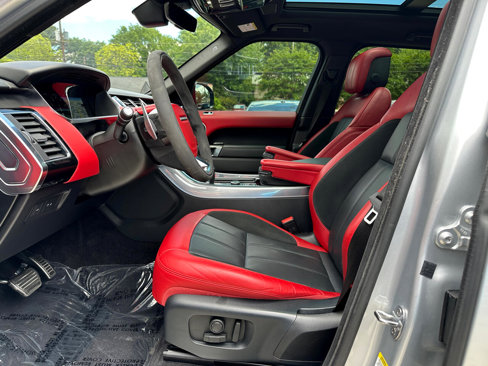 Used 2020 Land Rover Range Rover Sport HST image 18