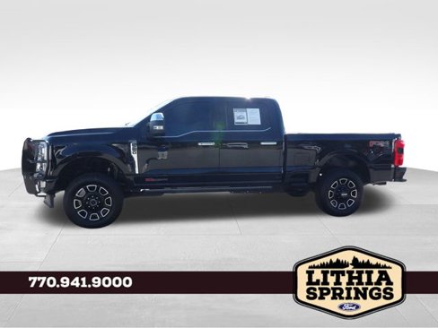 Used 2023 Ford F250 Platinum image 4