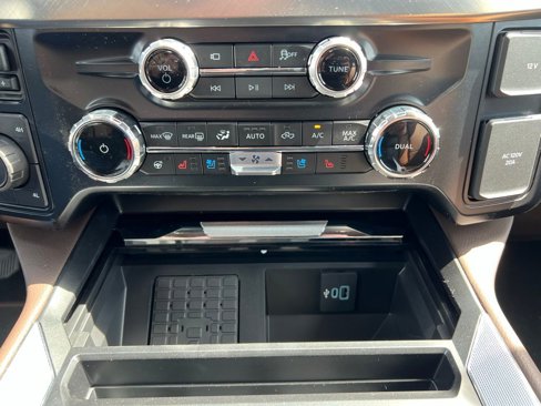 New 2025 Ford F350 King Ranch w/ Chrome Package image 32