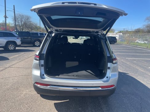 New 2025 Jeep Grand Cherokee Limited 4xe image 6