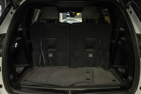 Used 2024 Jeep Grand Cherokee L Laredo image 7