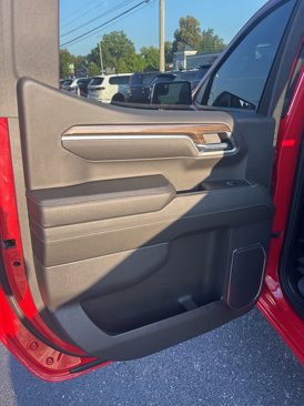 Used 2025 Chevrolet Silverado 1500 LT image 28