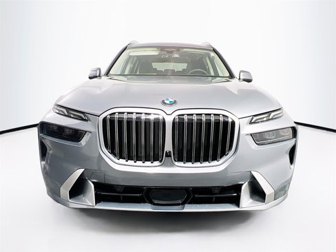 New 2026 BMW X7 xDrive40i image 2