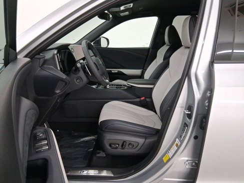 New 2025 Lexus TX 500h AWD image 5